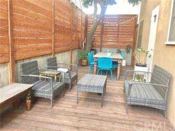 100 Termino Avenue #2 Long Beach, CA 90803