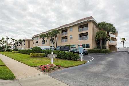 3100 Gulf Blvd #325 Belleair Beach, FL 33786