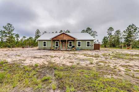 10282 Osceola Rd Glen St. Mary, FL 32087