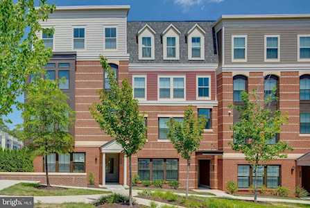 3994 Norton Place Fairfax, VA 22030