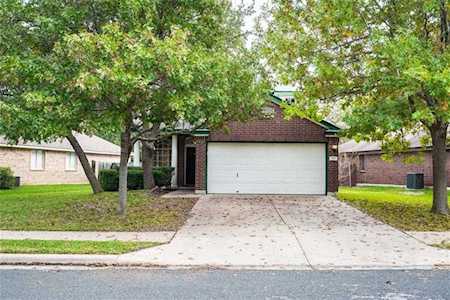 2512 Johnathan WAY Leander, TX 78641