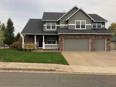 911 NW Carter Ave Salem, OR 97304