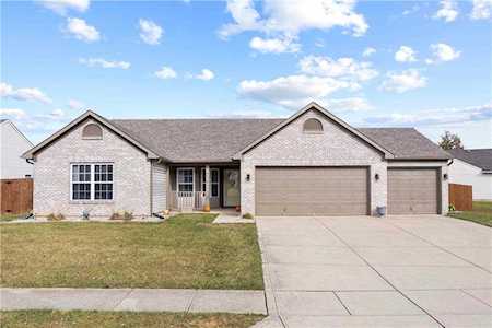 9936 Nightsong Ln Avon, IN 46123