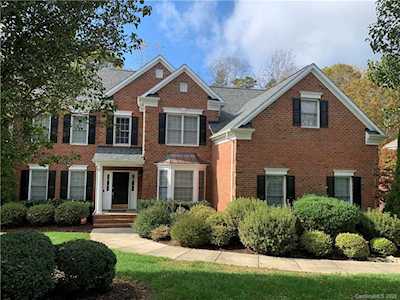 2204 Maynard Rd Charlotte, NC 28270