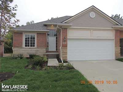 15012 Village Park Circle Shelby Twp, MI 48315