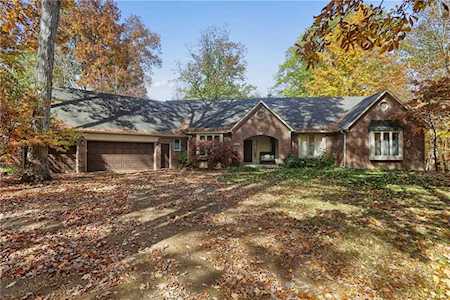 6338 Red Oak Dr Avon, IN 46123