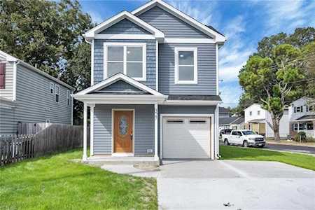 5 Lacrosse St Hampton, VA 23663