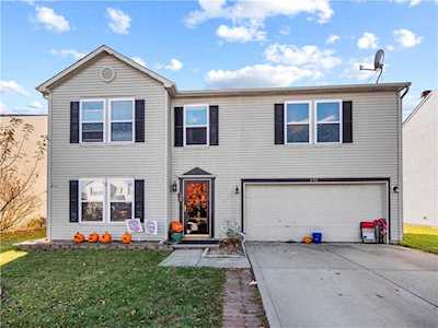 2312 Edgewater Circle Plainfield, IN 46168