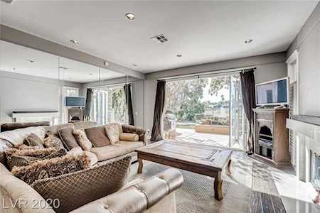 9037 Opus Dr. Dr Las Vegas, NV 89117