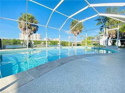 8445 Lagoon Rd Fort Myers Beach, FL 33931