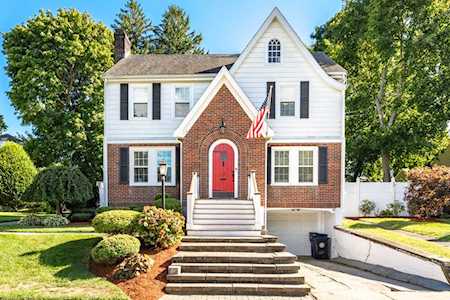 1147 Brook Rd Milton, MA 02186