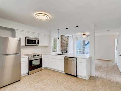 1713 Waterloo TRL #B Austin, TX 78704