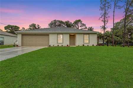 2777 Pebble Ave North Port, FL 34286