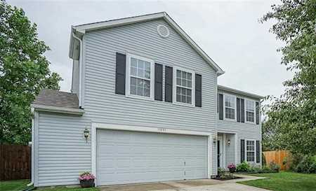 10281 Apple Blossom Circle Fishers, IN 46038