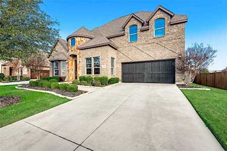 304 River Meadows Lane Argyle, TX 76226