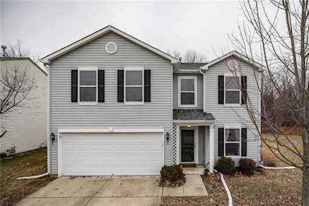8212 Retreat Lane Indianapolis, IN 46259