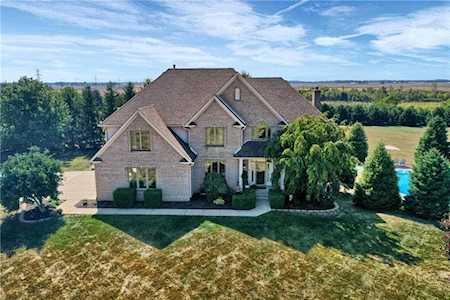 68 Campbell Rd Greenwood, IN 46143