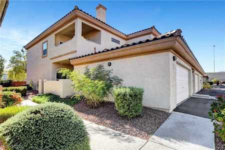 6909 Cobre Azul Ave #102 Las Vegas, NV 89108