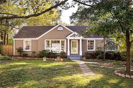 2677 Tupelo St SE Atlanta, GA 30317