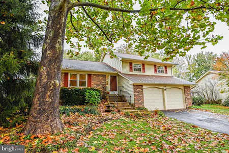 13506 Glendundee Dr Herndon, VA 20171