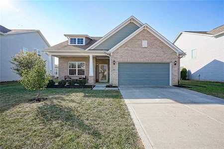 5607 W Crestview Mccordsville, IN 46055