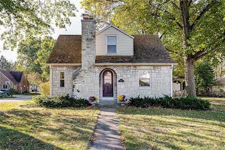 2429 Baur Dr Indianapolis, IN 46220