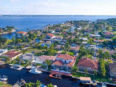 126 SW 57th Terrace Cape Coral, FL 33914