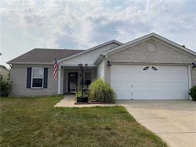 734 Streamside Dr Greenfield, IN 46140