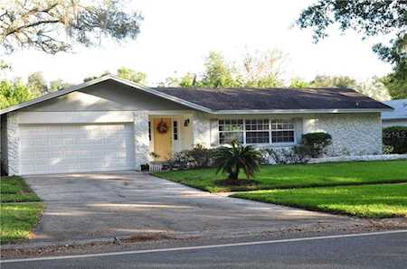 1954 Kewannee Trl Casselberry, FL 32707