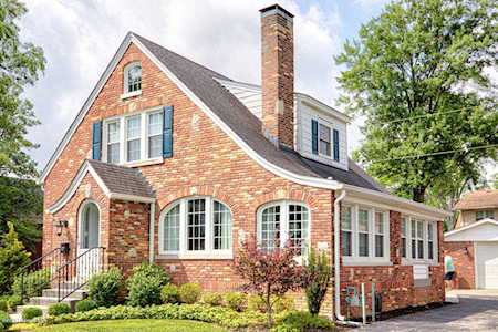 414 Iola Rd Louisville, KY 40207