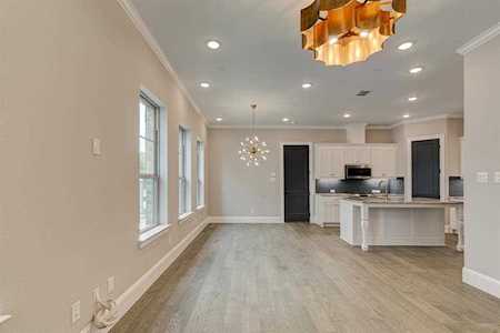 303 Sunset Lane #104 Fort Worth, TX 76114