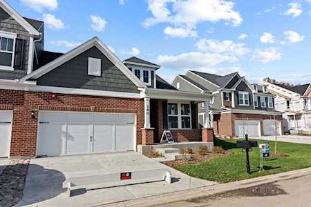 160 Roslyn Place Bloomingdale, IL 60108