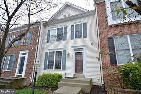 8976 Benchmark Ln Bristow, VA 20136