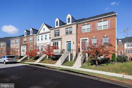 2117 Garden Grove Ln Bowie, MD 20721