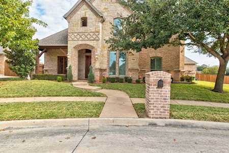 7904 Forest Ridge Court North Richland Hills, TX 76182