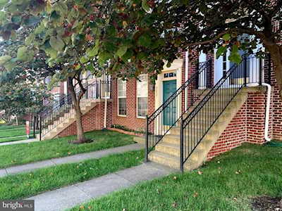 2439 Rainswood Ln Woodbridge, VA 22191