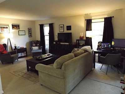 895 Manor Lane Columbus, OH 43221