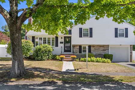 196 Wollaston Avenue Arlington, MA 02476