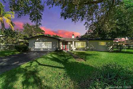 8735 NW 1st Ave El Portal, FL 33150