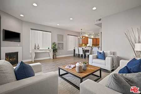 11851 Laurelwood Drive #102 Studio City, CA 91604