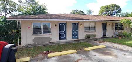 201 Jefferson CIRCLE N #1 St Petersburg, FL 33702