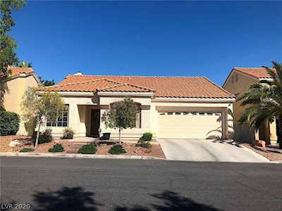2021 Evening Glow Dr Las Vegas, NV 89134