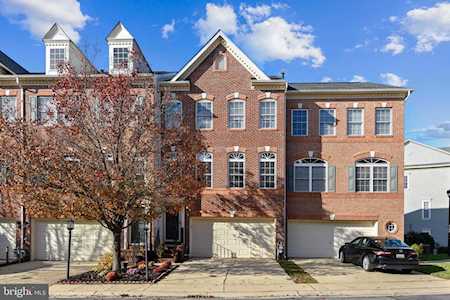 2477 Cheyenne Dr Gambrills, MD 21054