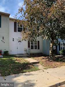 924 Pleasant Hill Ln Bowie, MD 20716