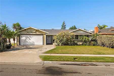 18963 Acacia Street Fountain Valley, CA 92708