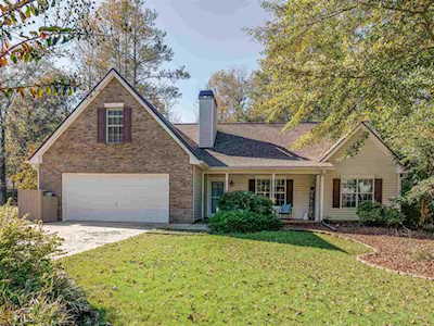 209 Pebble Creek Dr Mcdonough, GA 30253