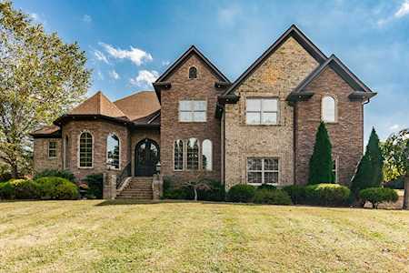 7881 Covington Rd White House, TN 37188