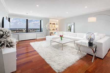 65 East India Row #39C Boston, MA 02110
