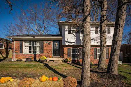 9607 Walnutwood Way Louisville, KY 40299