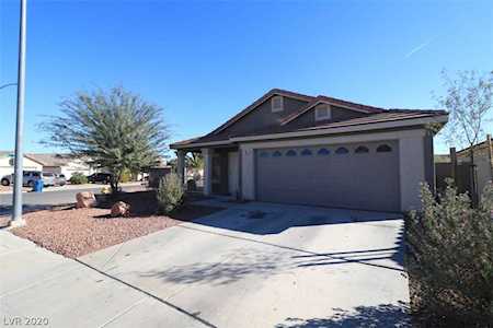 916 Cedar Pines St Henderson, NV 89011